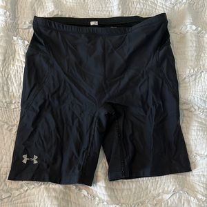 Under Armour biker shorts